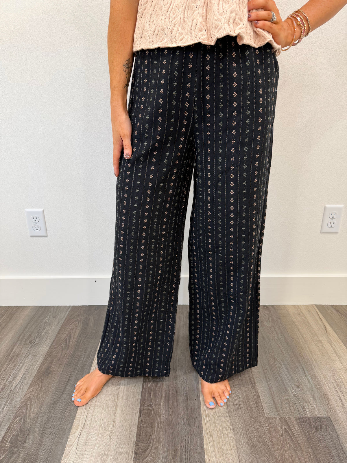 Dainty Meadow Pants