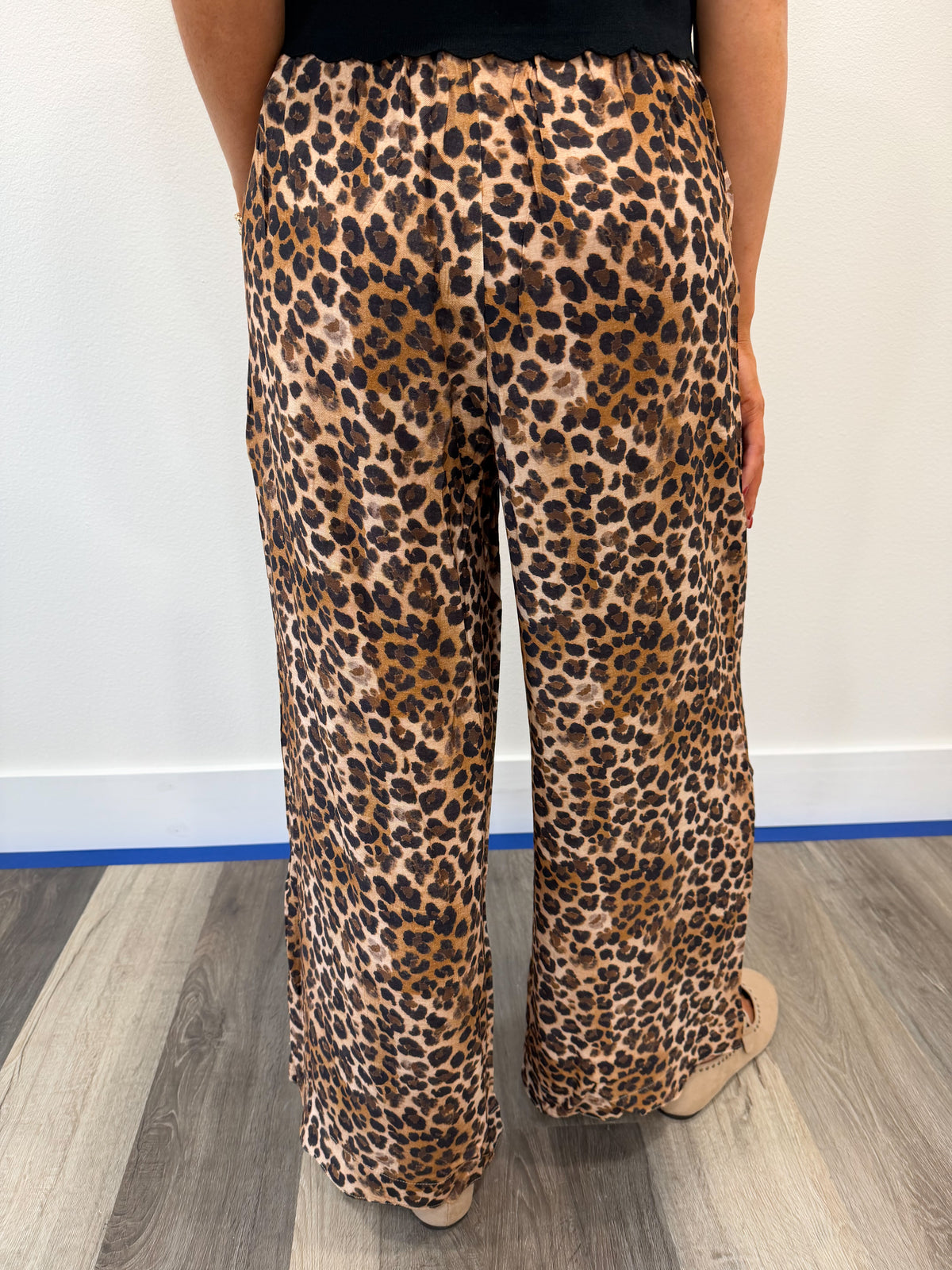 Leopard Scallop Hem Pants