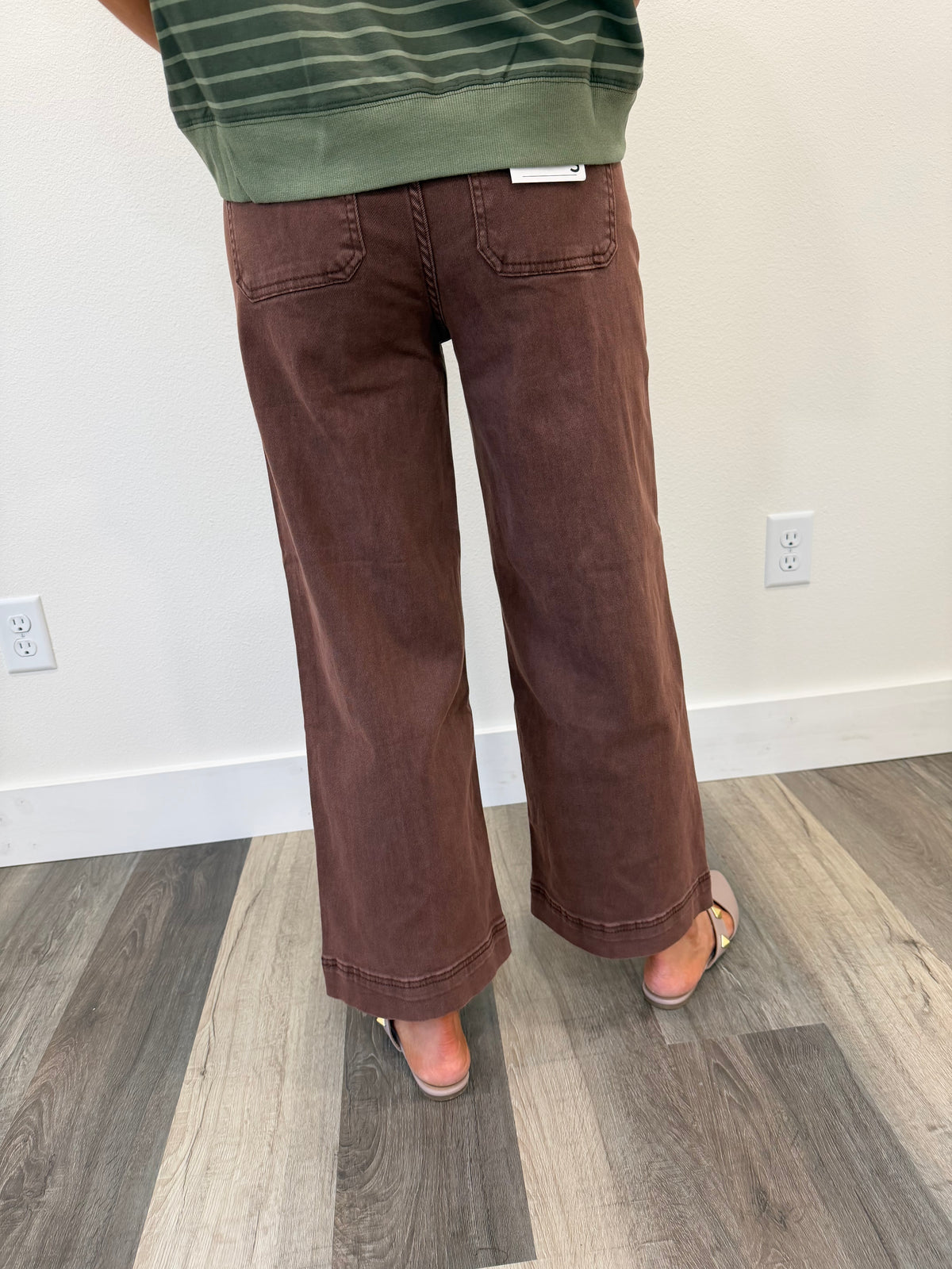 Zenana Viral High Rise Pintuck Pant-Brown