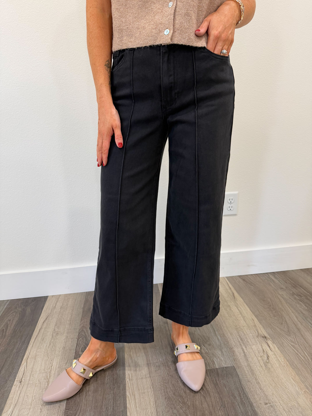 Zenana Viral High Rise Pintuck Pant-Black
