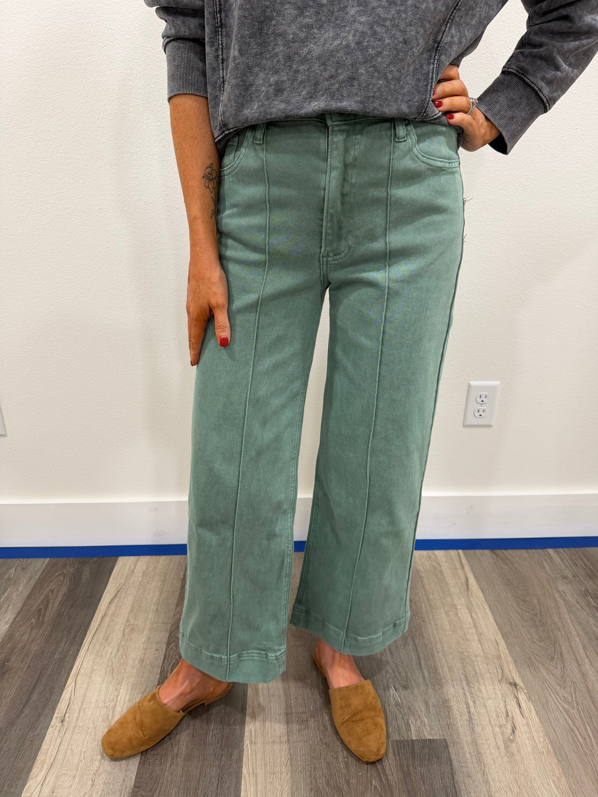 Zenana Viral High Rise Pintuck Pant-Olive